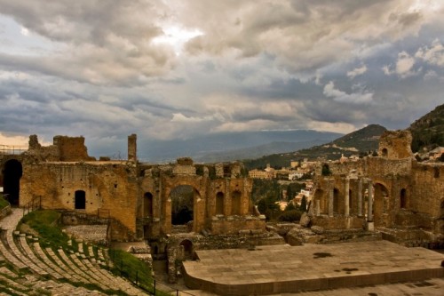 Taormina - Vista di Taormina dal Teatro Greco