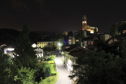 Cellio - Veduta di Cellio by night