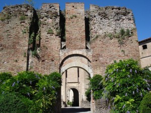 Mura dopo mura , porta dopo porta…..