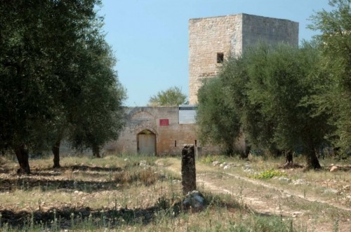 Modugno - Il casale fortificato di BALSIGNANO lato ovest Modugno - Il casale fortificato di BALSIGNANO lato ovest