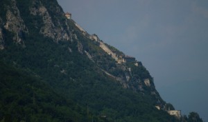La Rocca di Anfo vista dal Lago di Idro