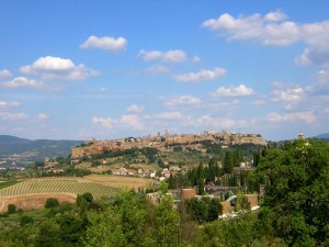 Orvieto e le nuvole