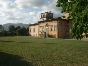 Villa del Vescovo con le nuvole