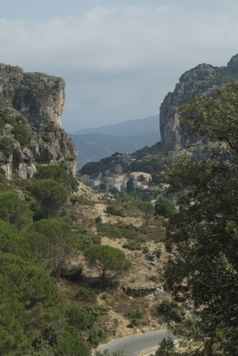 Ulassai - Panorama di Ulassai dalle grotte di Su Marmuri