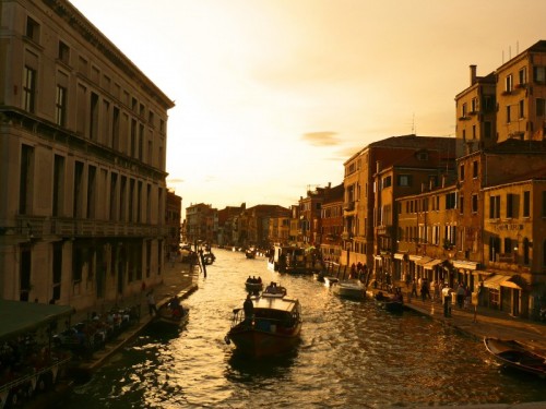 Venezia - Palazzi al sole