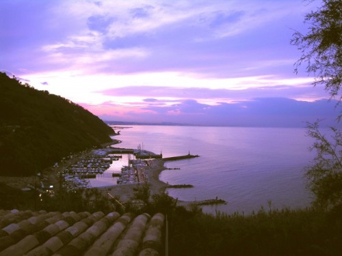 Gabicce Mare - Porto di baia Vallugola al tramonto Gabicce Mare - Porto di baia Vallugola al tramonto