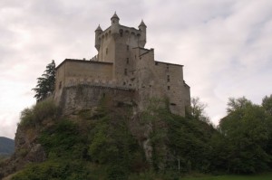 Il castello di “Sancto Pietro” en Chatel Argent
