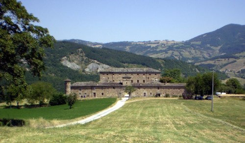 Varsi - il Castello di Golaso o di Maria Luigia