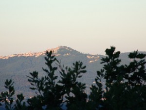 Vista dal Monte Ginestro il paese di Rocca Priora