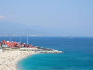 Contrasti a Bergeggi Beach