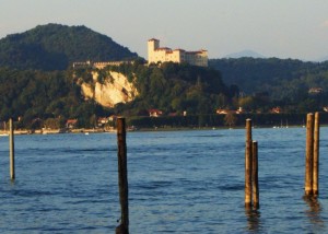 La Rocca vista da Arona