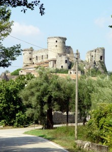 In fondo ed in alto…il castello