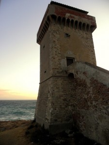 La Torre di Calafuria - L’Eterna Regina del Vento e del Mare