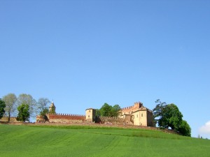 Veduta del Castello di Montemagno