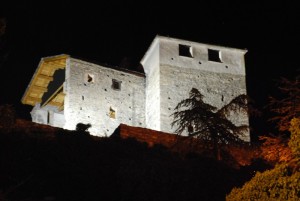 esterno notte: castello 2
