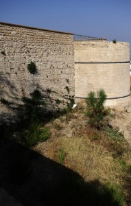 Le mura ed il torrione di “Carlo V”