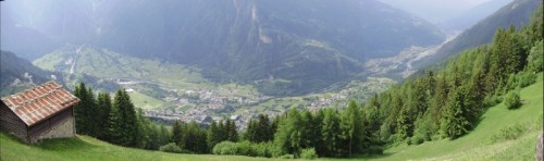 Sondalo - Panorama di Sondalo da loc. Paravis. Sondalo - Panorama di Sondalo da loc. Paravis.