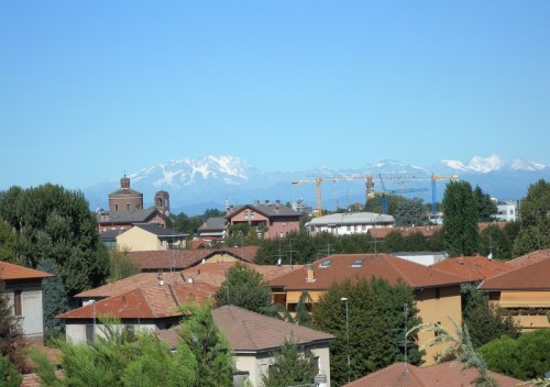 Legnano - I tetti di Legnano ed il Monte Rosa