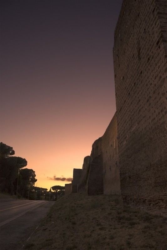 ''la sera a Viale di Porta Ardeatina'' - Roma