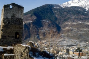 Una torre a guardia di Tirano