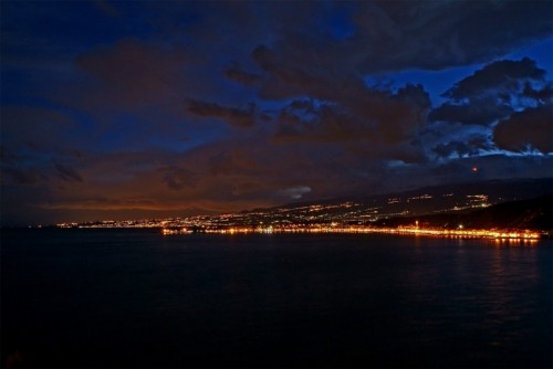 Giardini-Naxos - La costa di Giardini ai piedi dell'etna Giardini-Naxos - La costa di Giardini ai piedi dell'etna