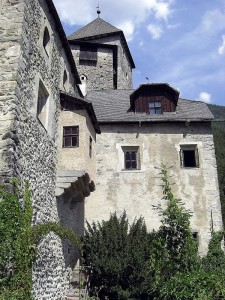 CASTELLO DI TURES