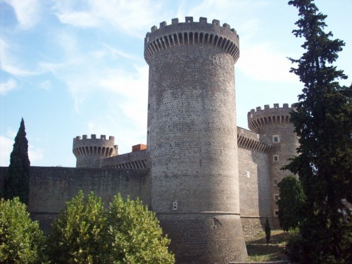 Tivoli - Altra angolazione di Rocca Pia 