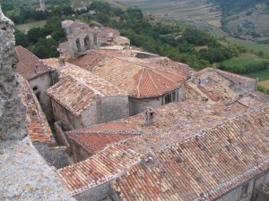 i tetti di Santo Stefano di Sessanio 9ago2006