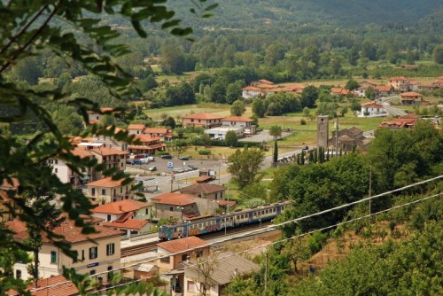Filattiera - Corri che perdi il treno ! Filattiera - Corri che perdi il treno !
