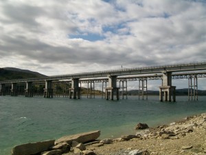 i due ponti sul lago di Campotosto