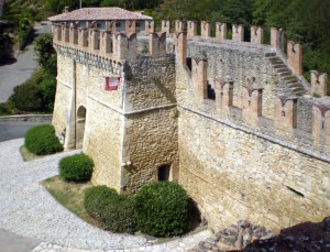 Il Castello di Vigoleno (XII sec.)