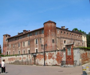 castello di villanova solaro