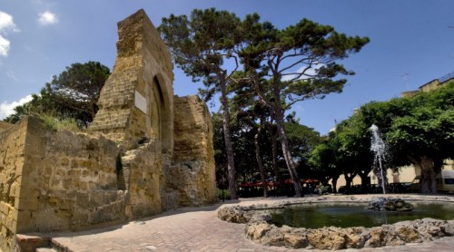 Mazara del Vallo - Le rovine del Castello Di Mazara del Vallo Mazara del Vallo - Le rovine del Castello Di Mazara del Vallo