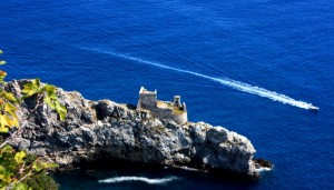 la torre diroccata di Erchie