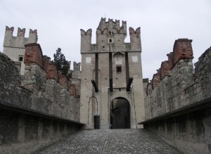 Entrata al Castello