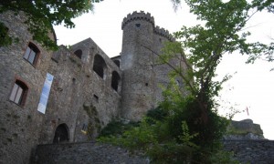 ingresso castello malaspina