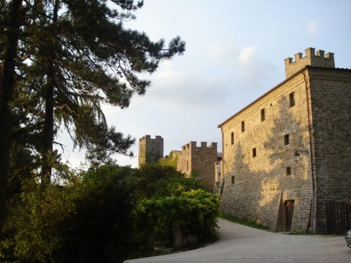 Valfabbrica - il castello di Giomici