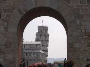 La torre da un arco