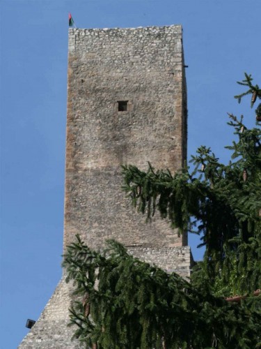 Introdacqua - Il mastio del castello di Introdacqua
