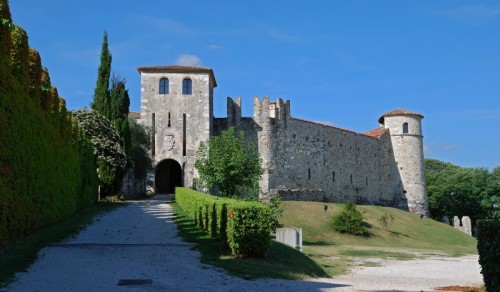 Fagagna - Castello di Villalta di Fagagna: a custodia del Borgo