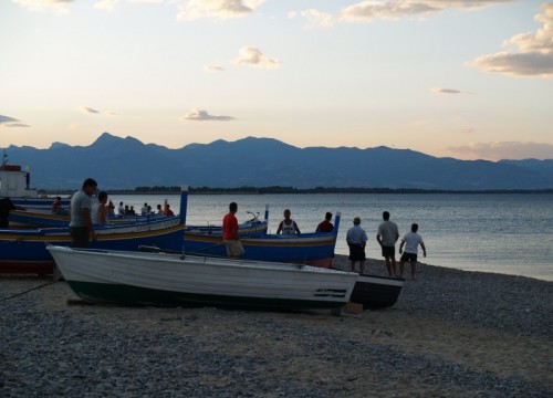Corigliano Calabro - Il Pollino da Schiavonea, dopo il tramonto Corigliano Calabro - Il Pollino da Schiavonea, dopo il tramonto