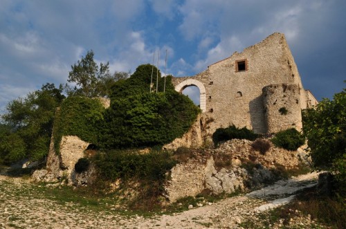 Castel di Tora - Castello dei Principi del Drago