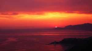 Sperlonga e il suo mare al tramonto