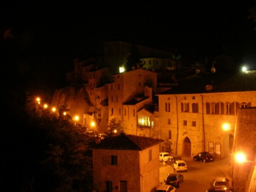 Montone - Montone - Notturno Montone - Montone - Notturno