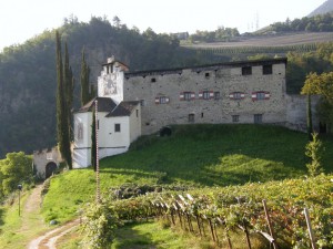 Castel Montebruno