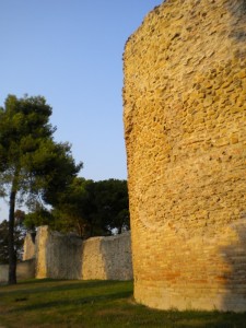 GIALLO MATTONE E IL CIELO AZZURRONE