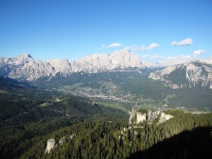 CORTINA D’AMPEZZO VISTA DALLA CRODA DA LAGO