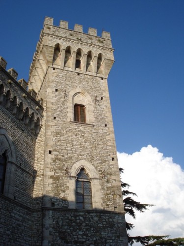 San Casciano dei Bagni - La Torre e la nuvola 