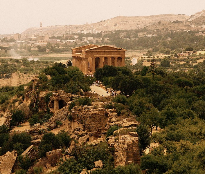 ''La Valle dei Templi ad Agrigento'' - Agrigento