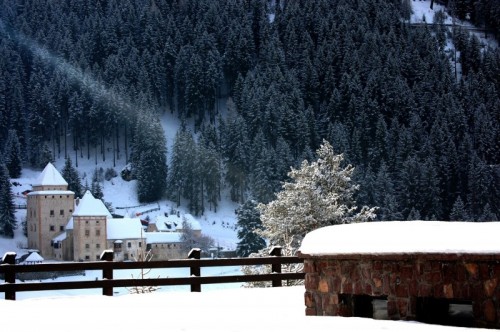 Selva di Val Gardena - Un Castello sotto un bianco mantello di neve
